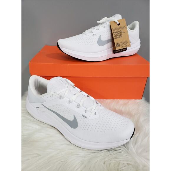 NEW Winflo 10 White‎ Wolf Grey-DV4022-102 MEN'S SIZE 14 Nike - Picture 1 of 8